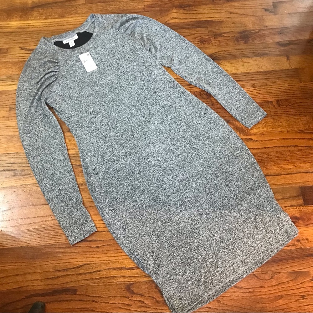 Motherhood LS Maternity Dress NWT
Medium Maternity
Comfy Stretch Material
Rayon - Picture 12 of 16